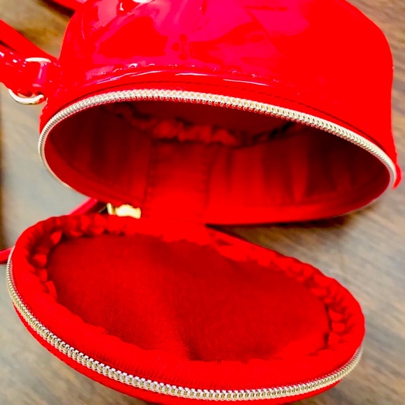 🍒 Marc Jacobs Cherry Bag 🍒 - Picture 6 of 9